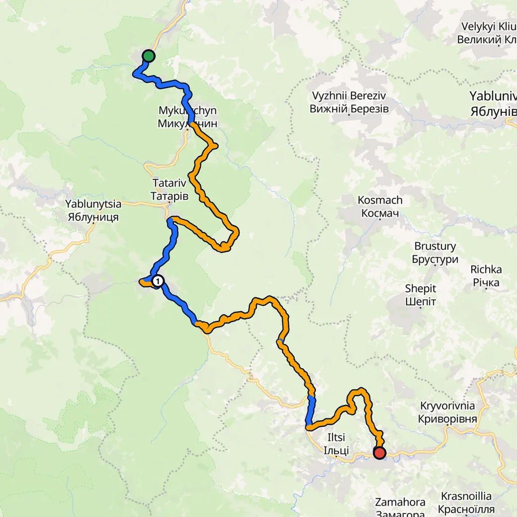 Карта (Україна) з маршрутом, який AddStride спланував від Яремче до Верховина, режим: Пригода
